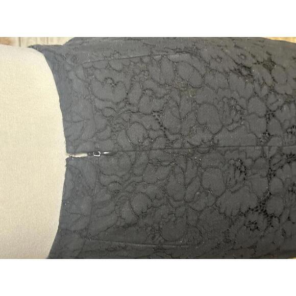 Ann Taylor office siren whimsigoth black floral lace pencil skirt Size 8 - Picture 3 of 4
